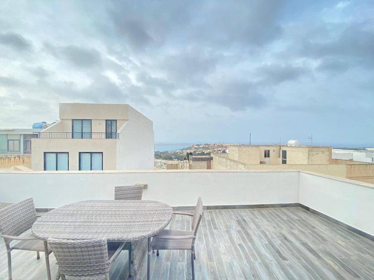 Appartamento Penthouse "Maltese Scent" Mellieħa Esterno foto