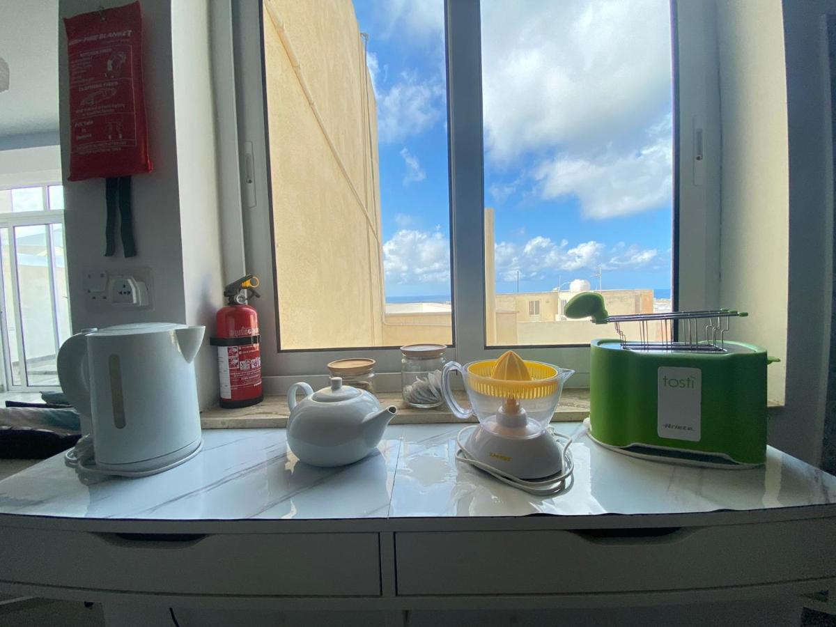 Appartamento Penthouse "Maltese Scent" Mellieħa Esterno foto