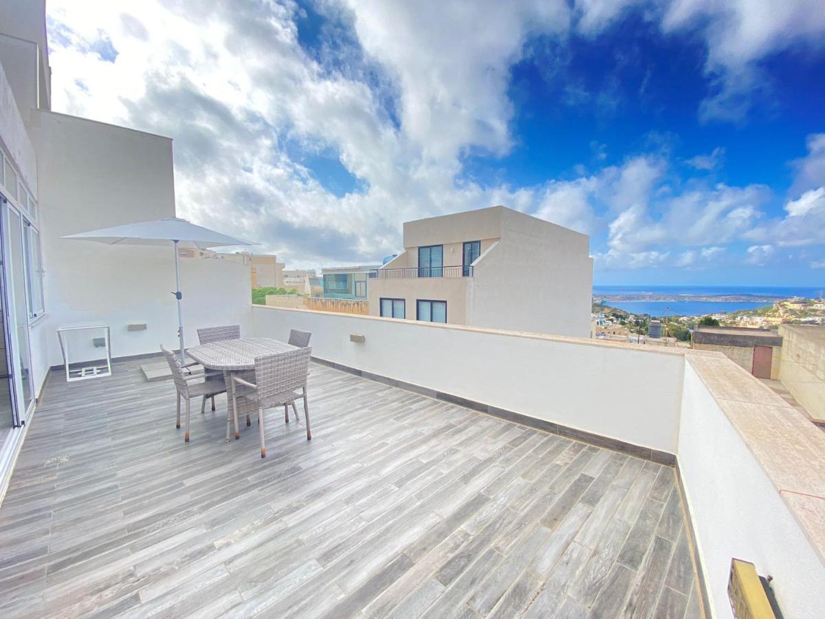 Appartamento Penthouse "Maltese Scent" Mellieħa Esterno foto