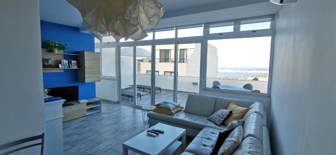 Appartamento Penthouse "Maltese Scent" Mellieħa Esterno foto