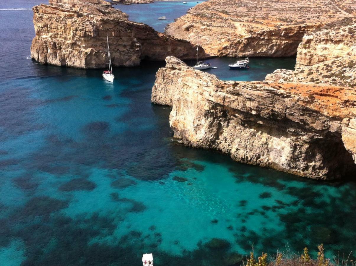 Appartamento Penthouse "Maltese Scent" Mellieħa Esterno foto